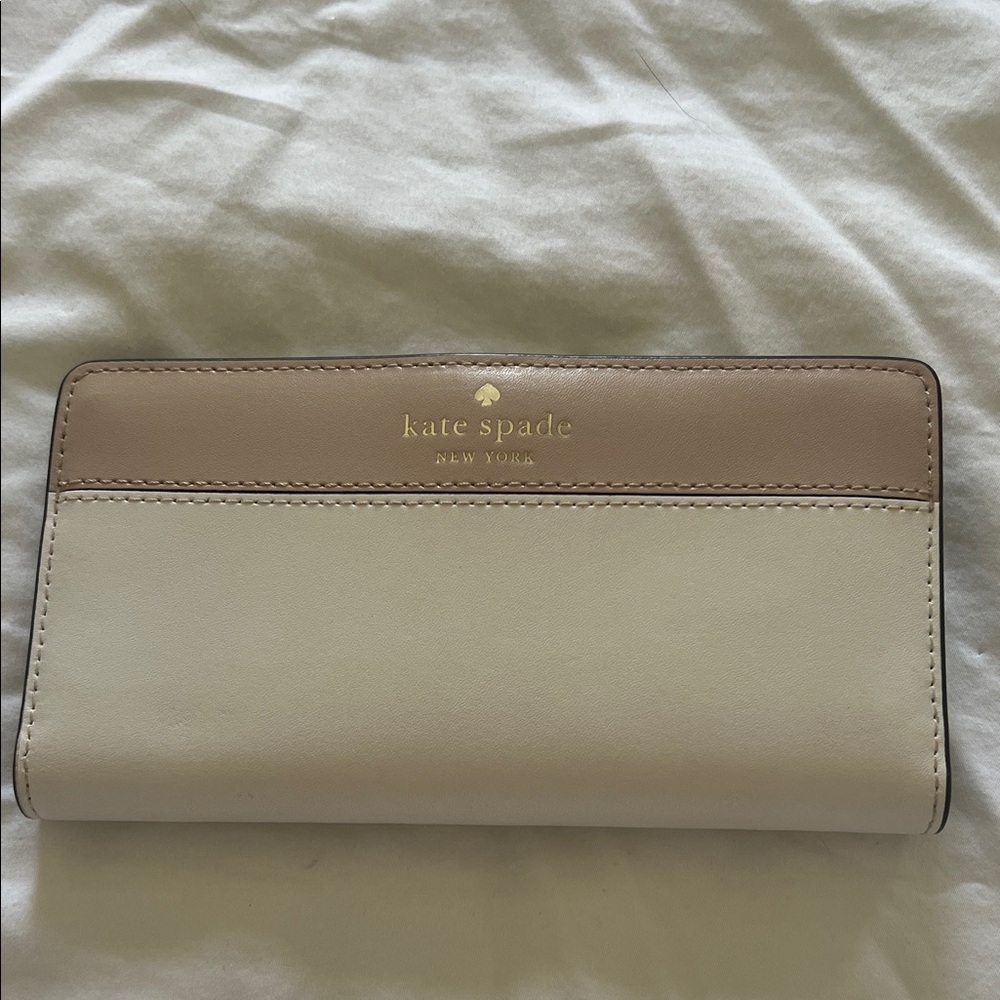 Kate Spade Beige/Light Pink and White Wallet